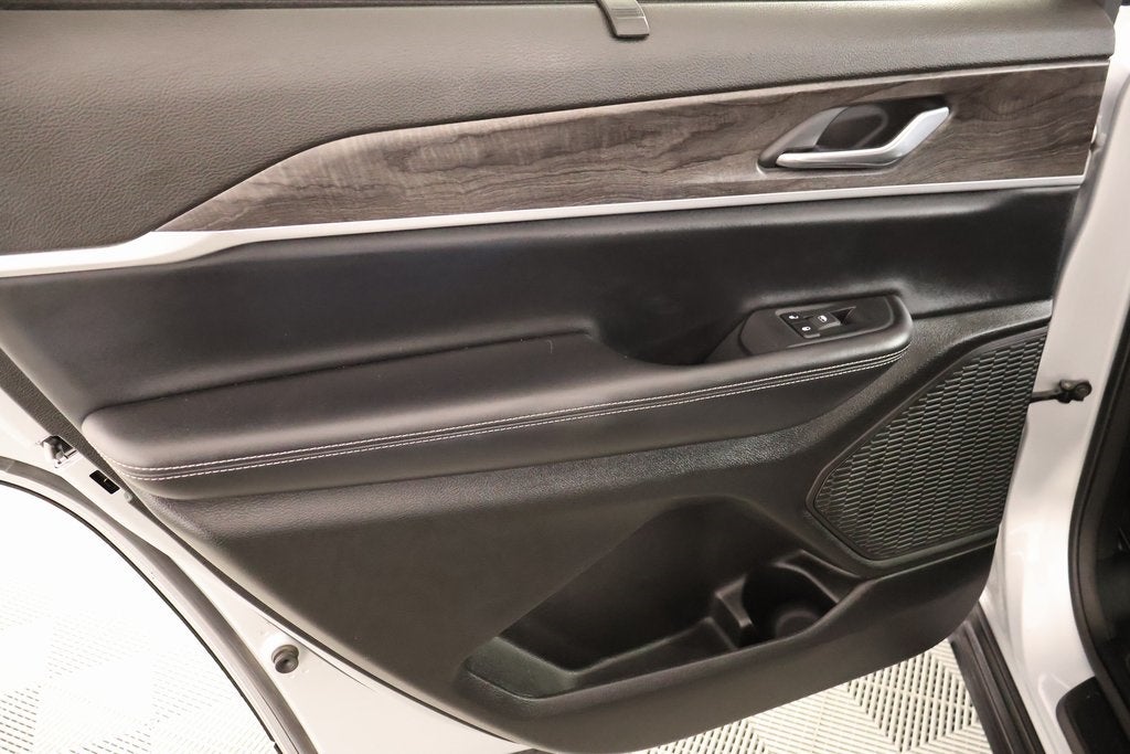 2024 Jeep Grand Cherokee L Limited 4WD