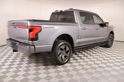 2022 Ford F-150 Lightning Lariat AWD