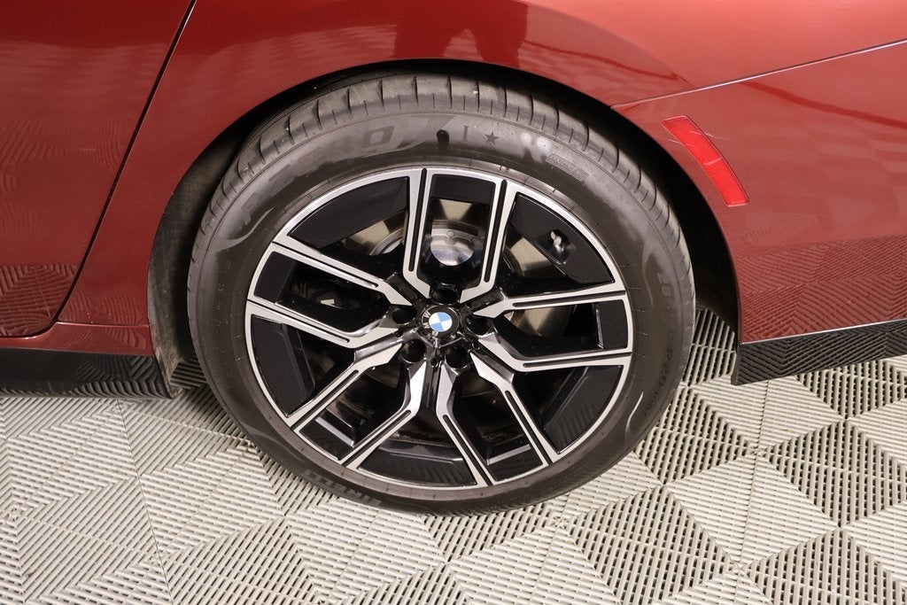 2024 BMW 7 Series 760i xDrive M Sport PRO