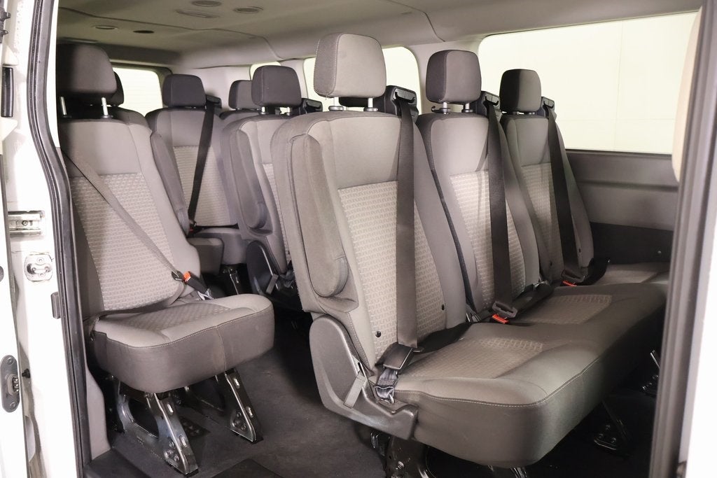 2023 Ford Transit Passenger Wagon XLT