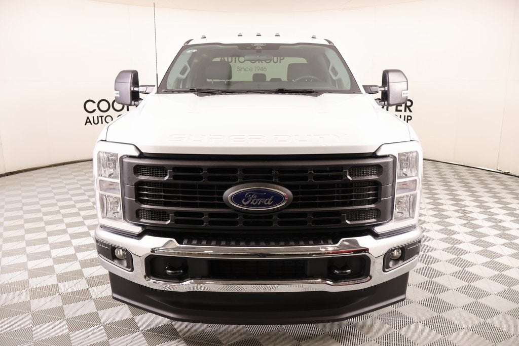 2025 Ford Super Duty F-350 DRW XL