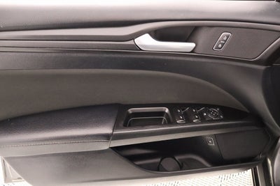 2018 Ford Fusion Hybrid SE