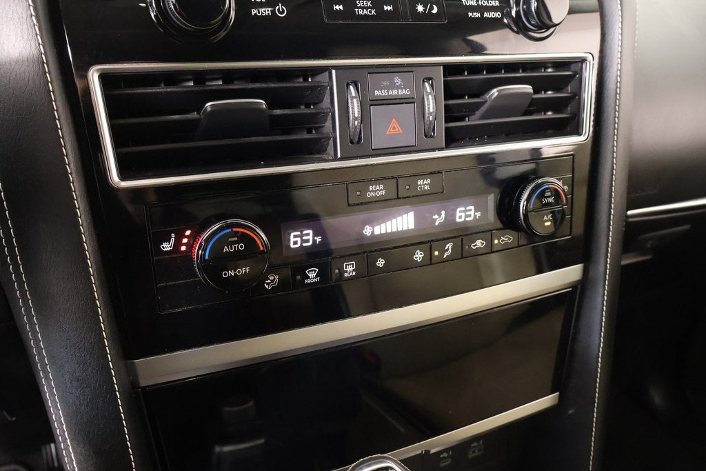 2022 INFINITI QX80 Premium Select