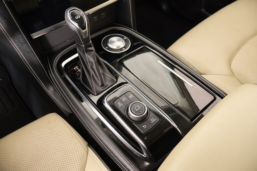 2022 INFINITI QX80 Premium Select