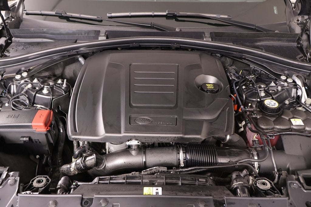 2026 Land Rover Range Rover Velar Dynamic SE