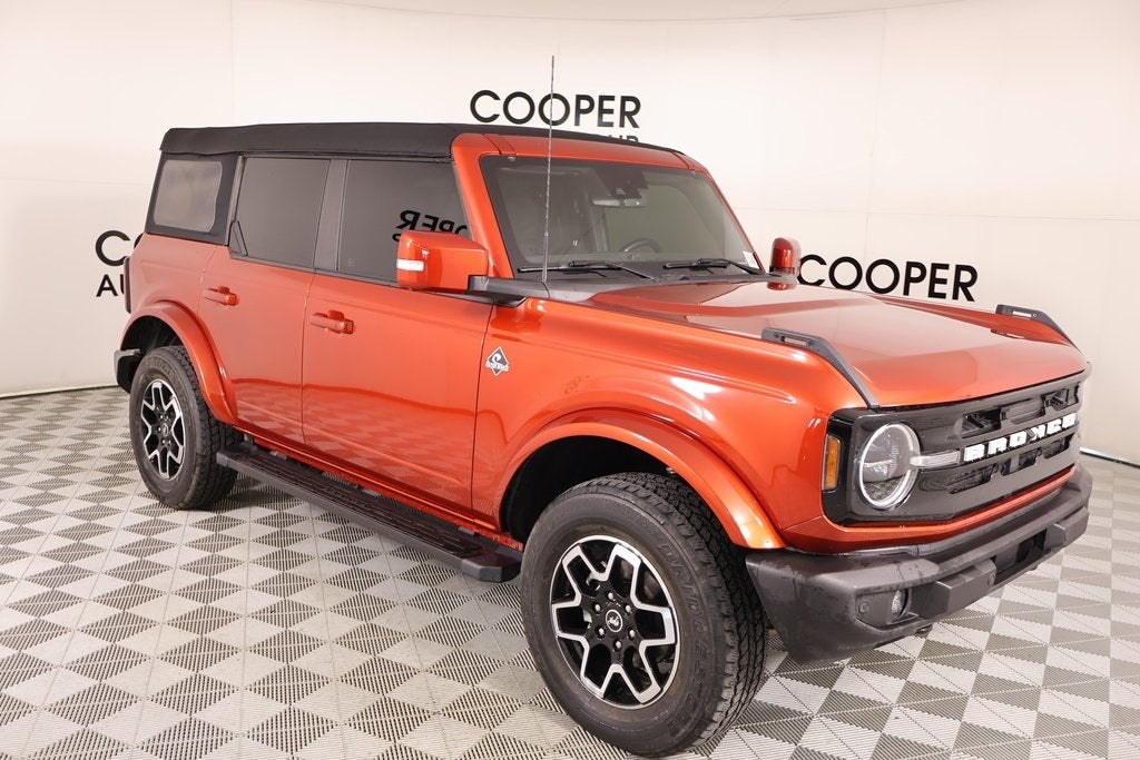 2023 Ford Bronco Base