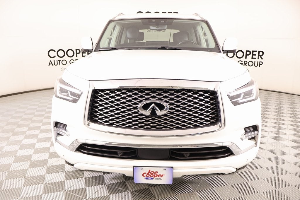 2023 INFINITI QX80 LUXE