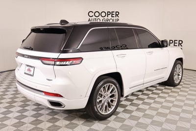 2022 Jeep Grand Cherokee Summit