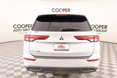 2023 Mitsubishi Outlander ES