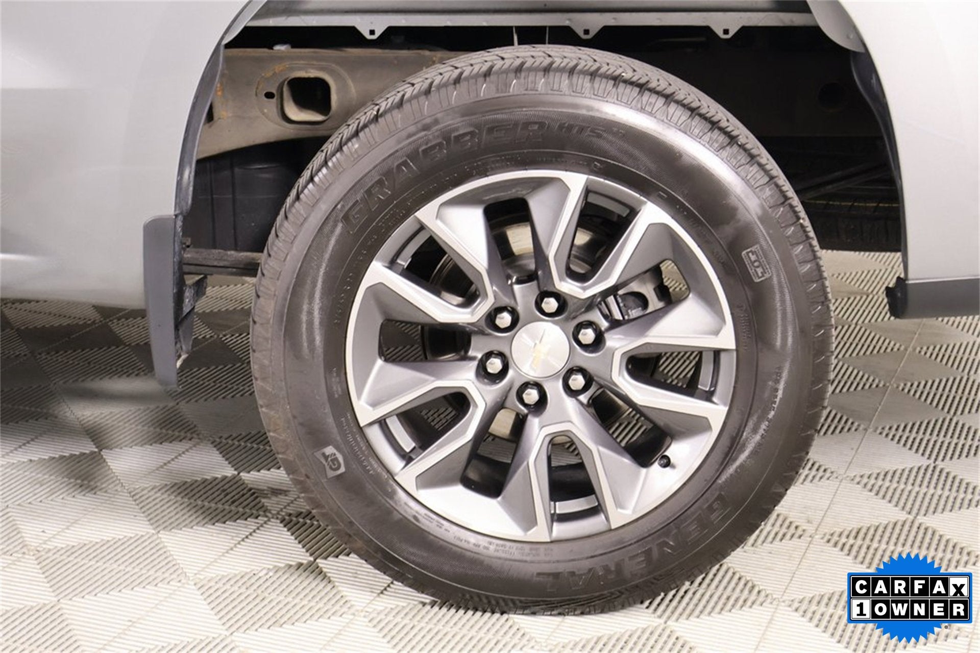 2023 Chevrolet Silverado 1500 LT (2FL)