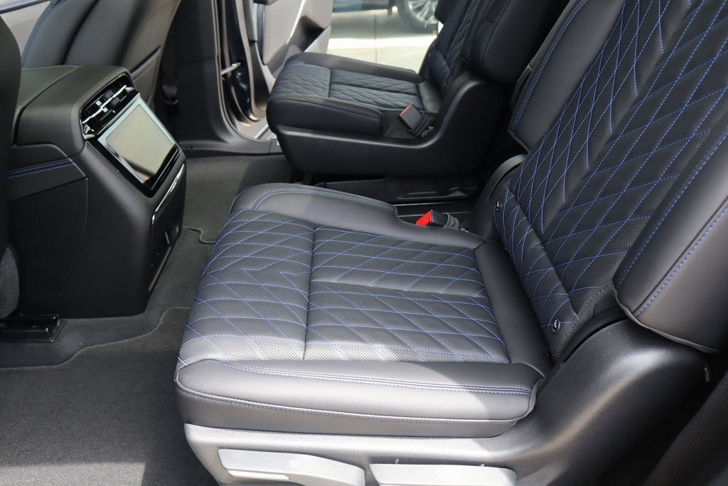 2026 Cadillac ESCALADE IQL Luxury