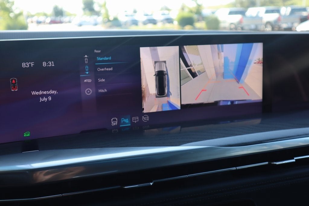 2025 Cadillac ESCALADE IQ Sport 2