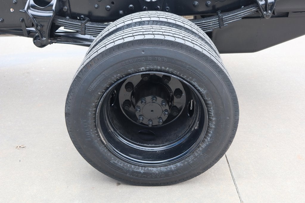 2024 Chevrolet Silverado 5500 HD Work Truck