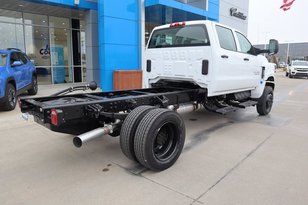2024 Chevrolet Silverado 5500 HD Work Truck