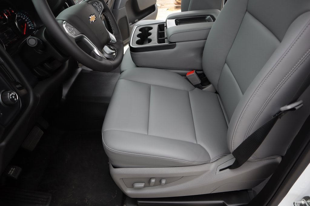 2024 Chevrolet Silverado 5500 HD Work Truck