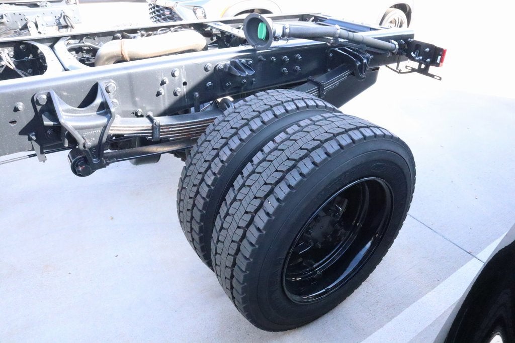 2024 Chevrolet Silverado 5500 HD Work Truck