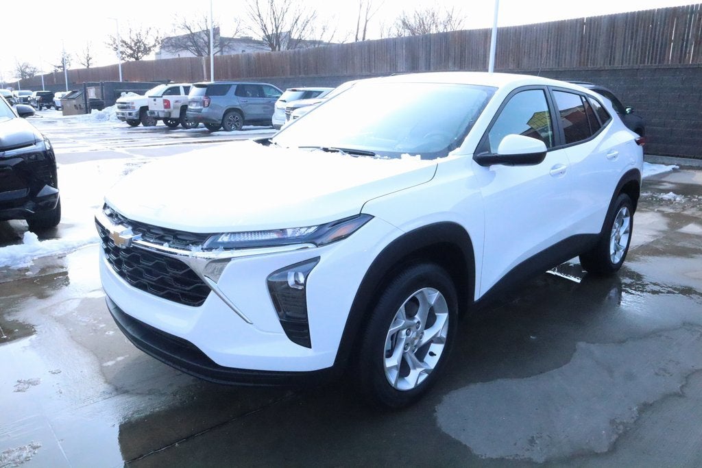 2026 Chevrolet Trax LS